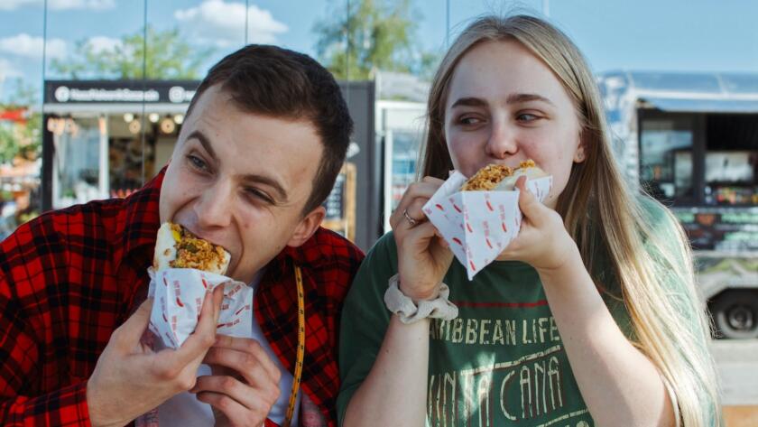 Eating normally after dental implant healing